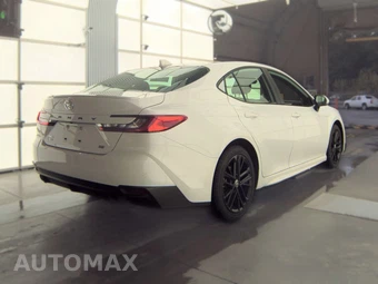 2025 Toyota Camry SE - miniatura 5