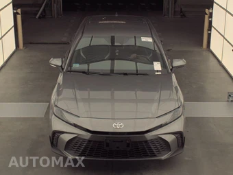 2025 Toyota Camry SE - miniatura 2