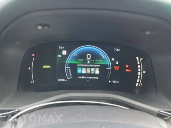 2025 Toyota Camry SE – miniatura 18