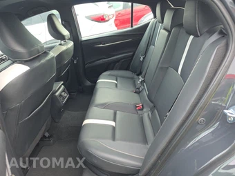 2025 Toyota Camry SE – miniatura 19