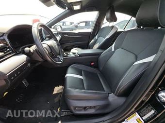 2025 Toyota Camry SE – miniatura 13