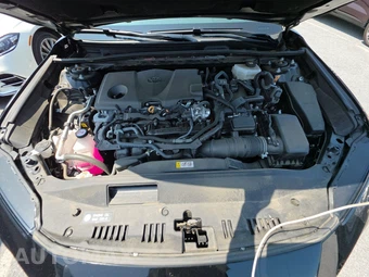 2025 Toyota Camry SE – miniatura 22