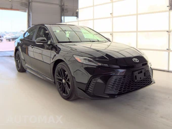2025 Toyota Camry SE – miniatura 4