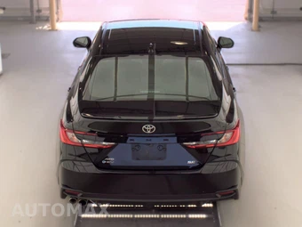 2025 Toyota Camry SE – miniatura 6