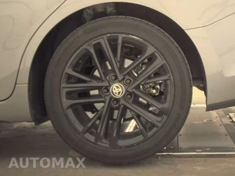 2025 Toyota Camry SE – miniatura 12