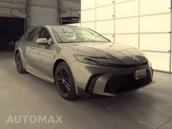 2025 Toyota Camry SE – miniatura 4