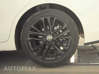 2025 Toyota Camry SE – miniatura 12