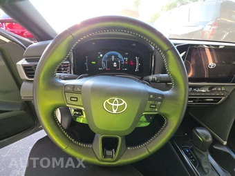 2025 Toyota Camry SE – miniatura 16