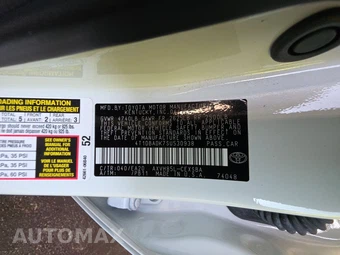 2025 Toyota Camry SE – miniatura 21