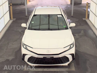 2025 Toyota Camry SE - miniatura 2