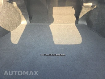 2025 Toyota Camry SE - miniatura 23