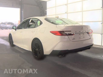 2025 Toyota Camry SE - miniatura 8