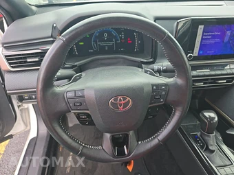 2025 Toyota Camry SE - miniatura 16