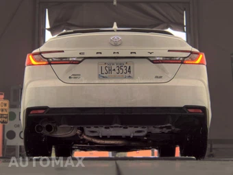 2025 Toyota Camry SE - miniatura 7