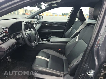 2025 Toyota Camry SE – miniatura 13