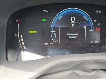 2025 Toyota Camry SE – miniatura 18