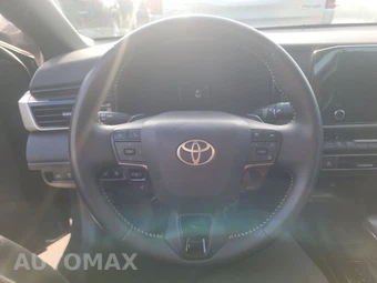 2025 Toyota Camry SE - miniatura 16