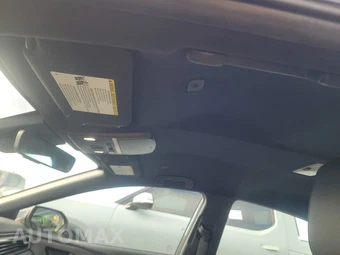 2025 Toyota Camry SE - miniatura 20