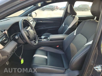 2025 Toyota Camry SE - miniatura 13