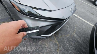 2025 Toyota Camry SE - miniatura 28
