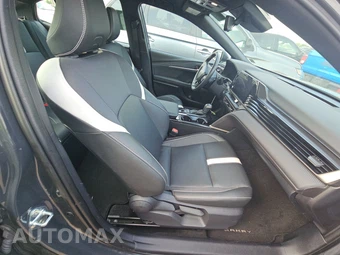 2025 Toyota Camry SE - miniatura 14
