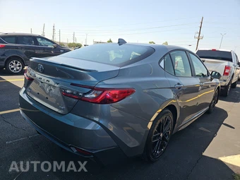 2025 Toyota Camry SE - miniatura 4