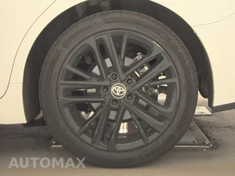 2025 Toyota Camry SE – miniatura 12