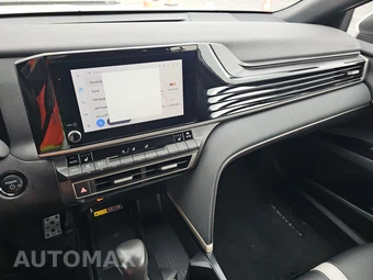 2025 Toyota Camry SE – miniatura 17
