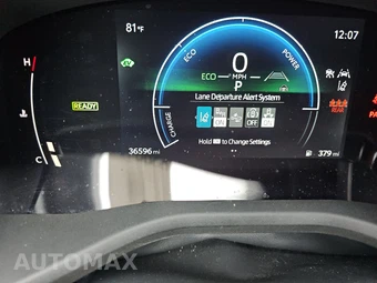 2025 Toyota Camry SE – miniatura 18