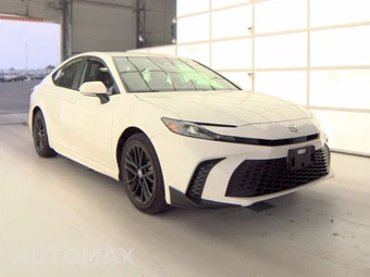 2025 Toyota Camry SE – miniatura 4