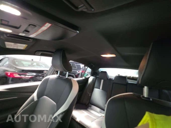 2025 Toyota Camry SE - miniatura 11