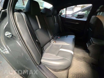 2025 Toyota Camry SE - miniatura 16
