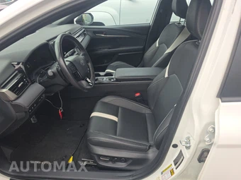 2025 Toyota Camry SE - miniatura 13