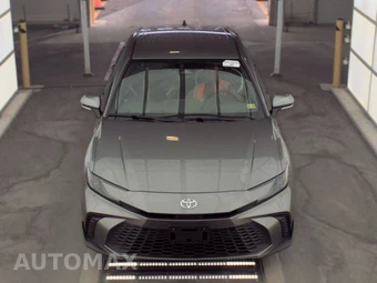 2025 Toyota Camry SE - miniatura 2
