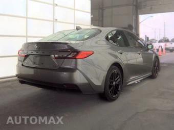 2025 Toyota Camry SE - miniatura 5