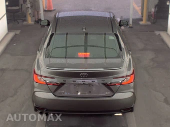 2025 Toyota Camry SE - miniatura 6