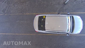 2025 Toyota Camry SE - miniatura 11