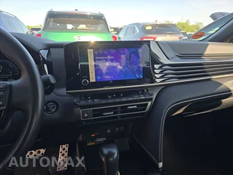 2025 Toyota Camry SE - miniatura 16