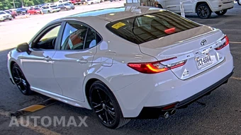 2025 Toyota Camry SE - miniatura 6