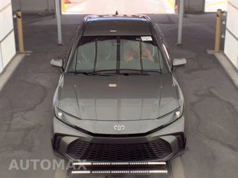 2025 Toyota Camry SE - miniatura 2
