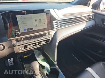 2025 Toyota Camry SE - miniatura 17