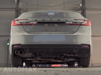 2025 Toyota Camry SE - miniatura 7