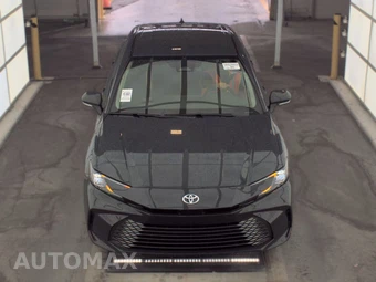 2025 Toyota Camry XLE - miniatura 2