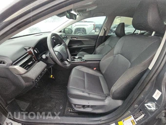 2025 Toyota Camry XLE - miniatura 7