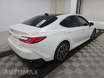 2025 Toyota Camry XLE - miniatura 4