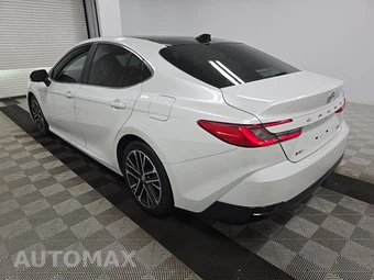 2025 Toyota Camry XLE - miniatura 6