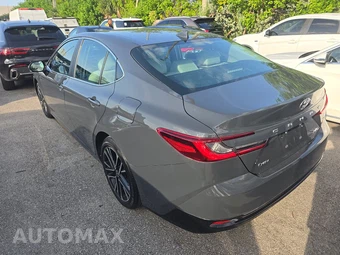 2025 Toyota Camry XLE - miniatura 6