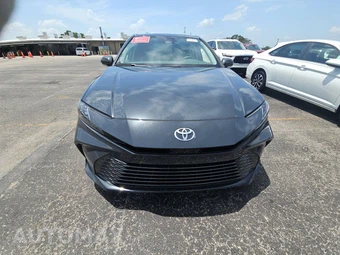 2025 Toyota Camry XLE - miniatura 2