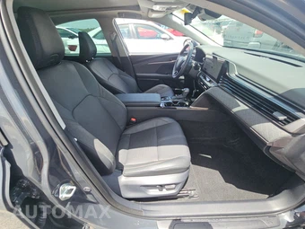 2025 Toyota Camry XLE - miniatura 8