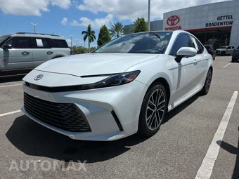 2025 Toyota Camry XLE